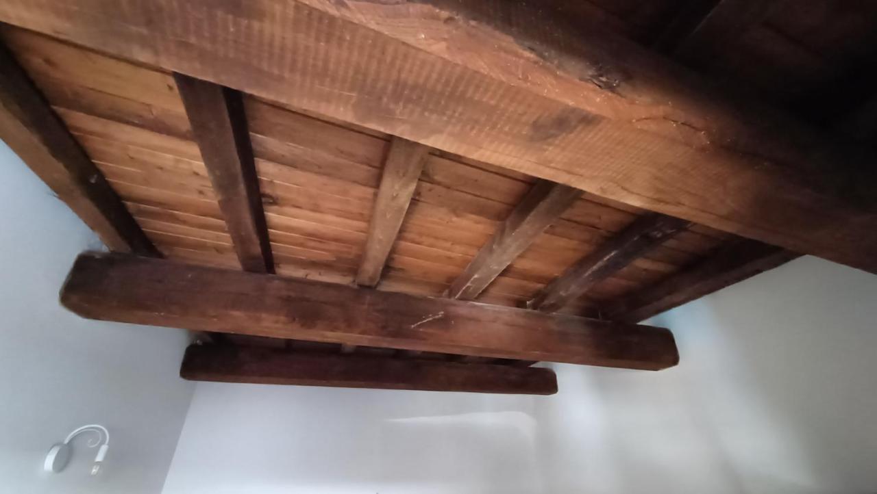ל'אקווילה Casetta Tipica In Borgo, Indipendente, Ristrutturata מראה חיצוני תמונה